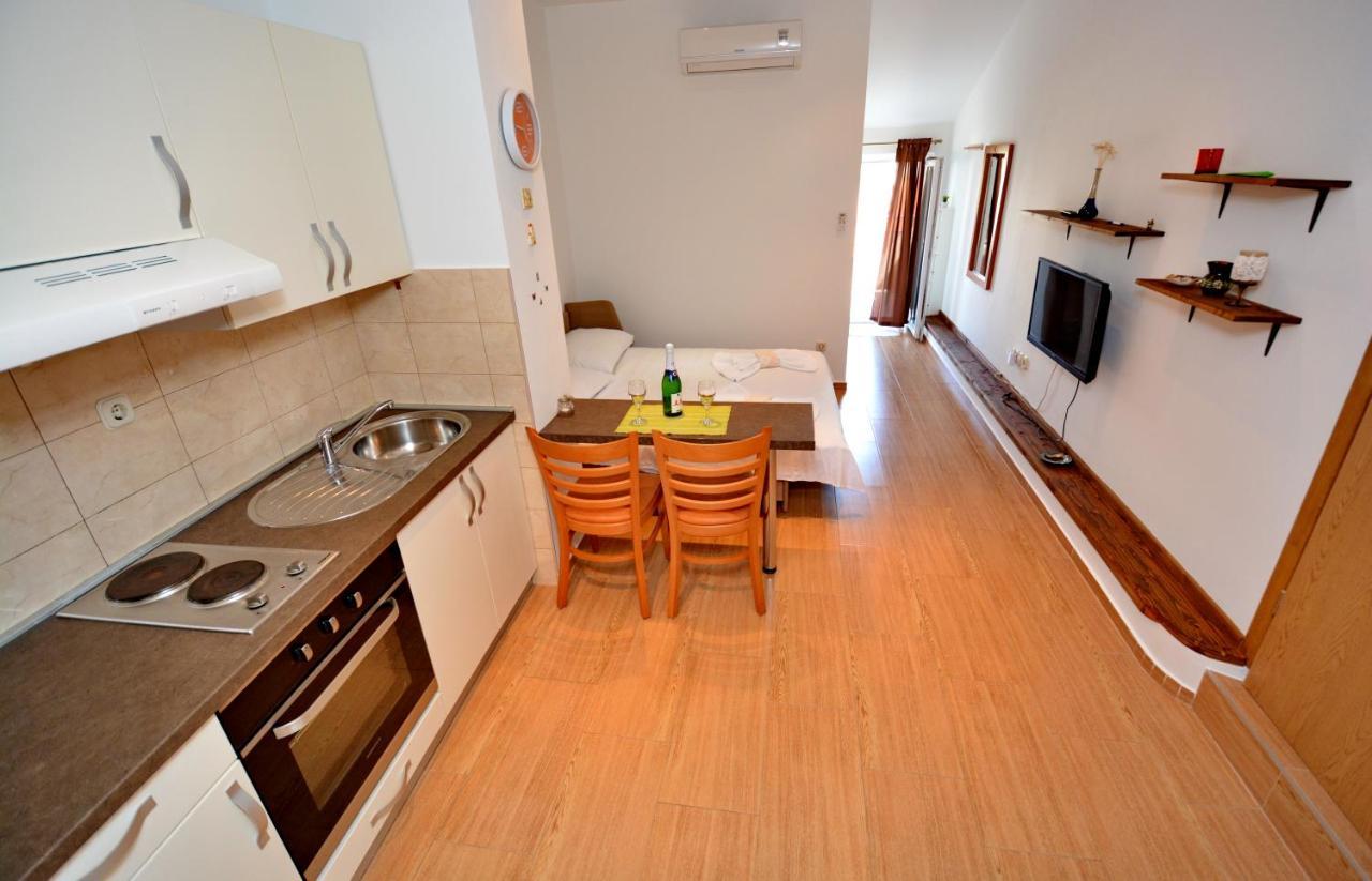 Studio Apartment Martin زادار المظهر الخارجي الصورة