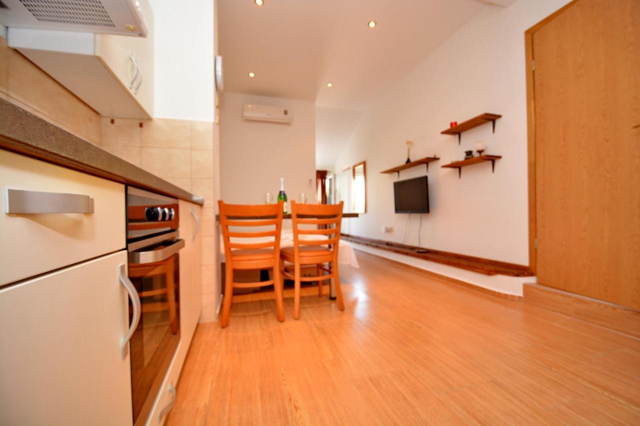 Studio Apartment Martin زادار المظهر الخارجي الصورة